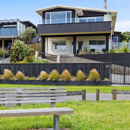 Wow On Wanaka Bay Apartment New Plymouth Exterior foto