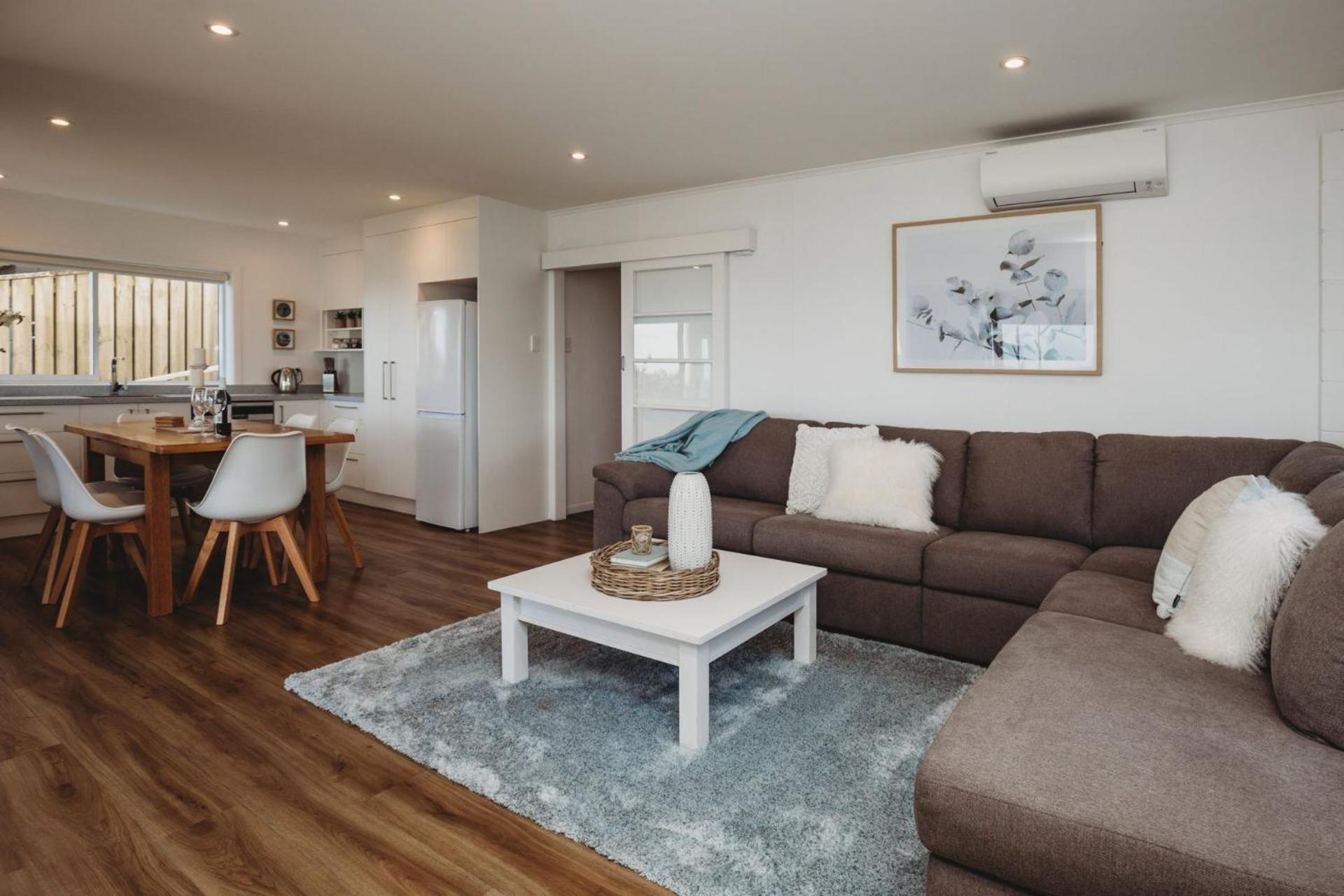 Wow On Wanaka Bay Apartment New Plymouth Exterior foto