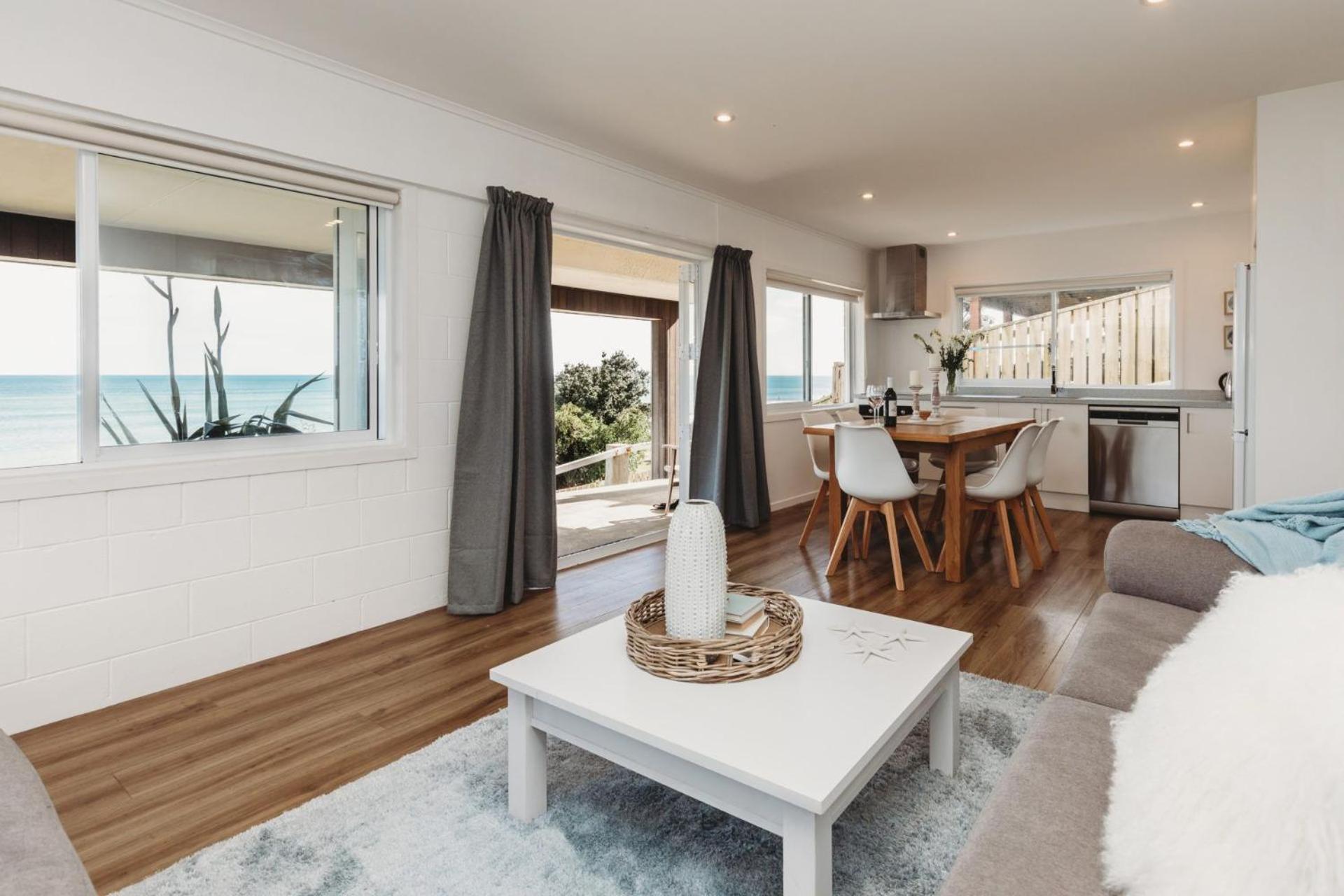 Wow On Wanaka Bay Apartment New Plymouth Exterior foto