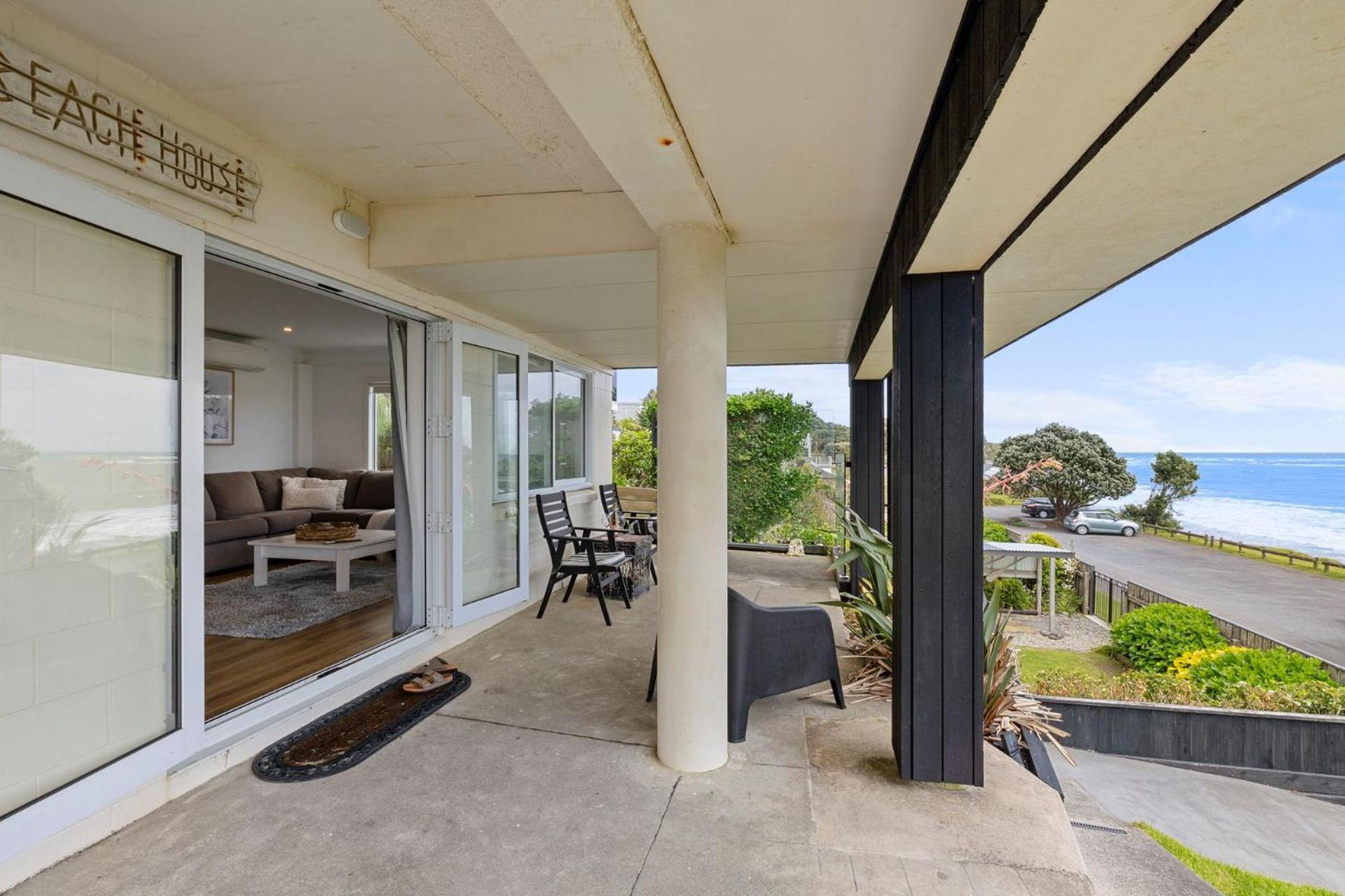 Wow On Wanaka Bay Apartment New Plymouth Exterior foto