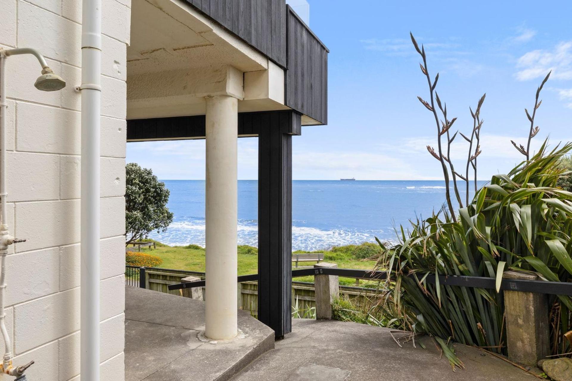 Wow On Wanaka Bay Apartment New Plymouth Exterior foto