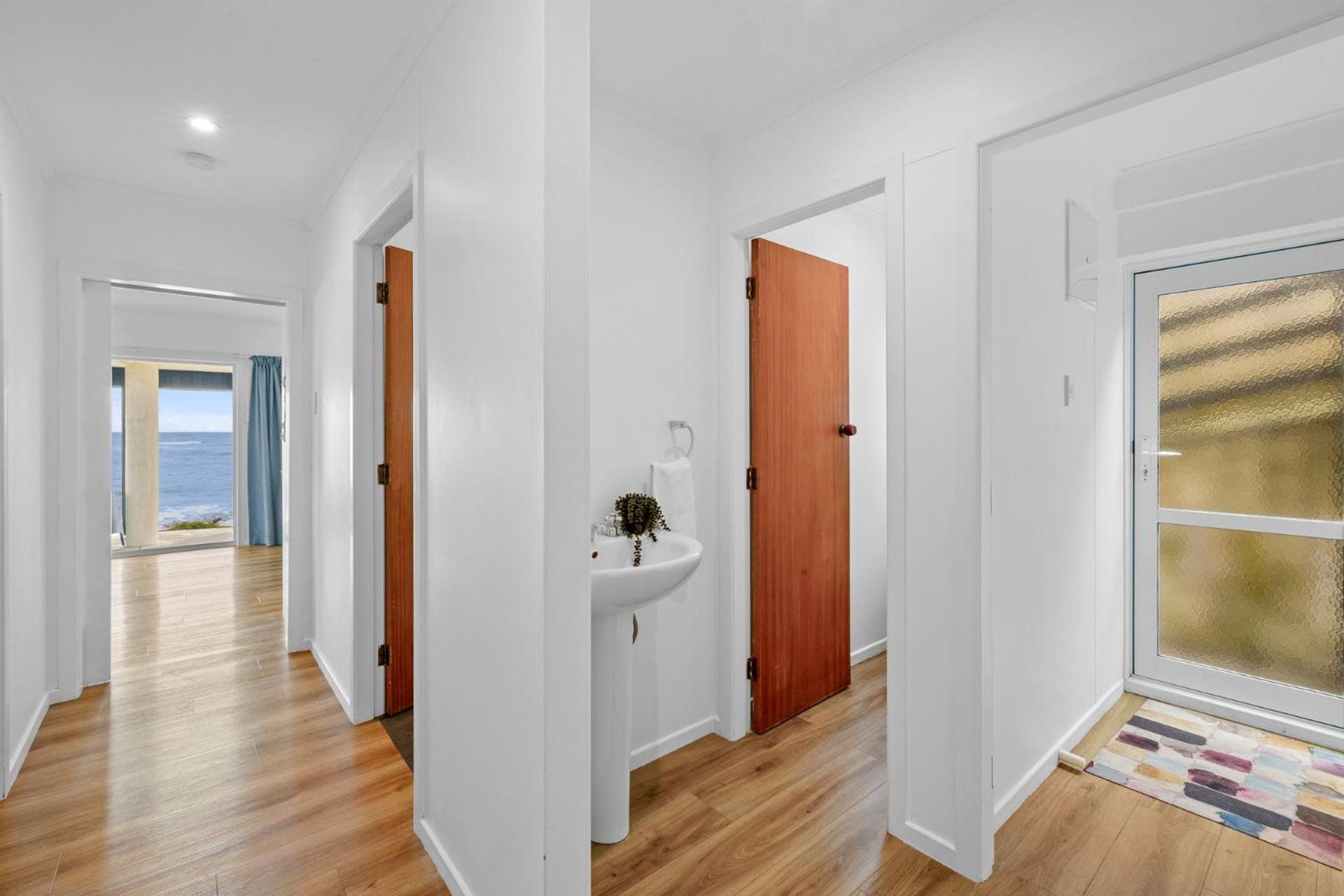 Wow On Wanaka Bay Apartment New Plymouth Exterior foto